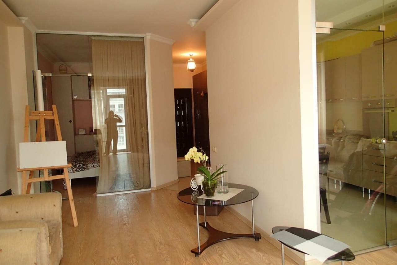 Cocorina Apartment 巴统 外观 照片